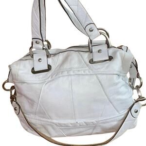 B. Makowsky white leather convertible crossbody and shoulder bag purse